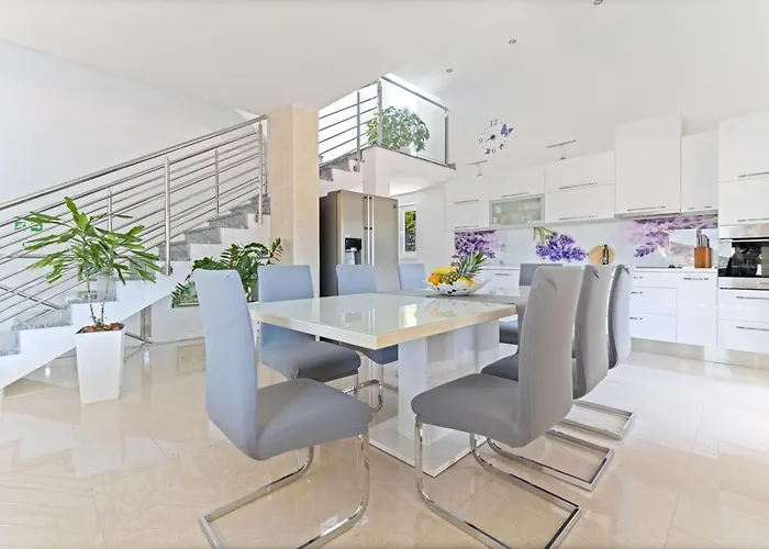 Marina * Трогир