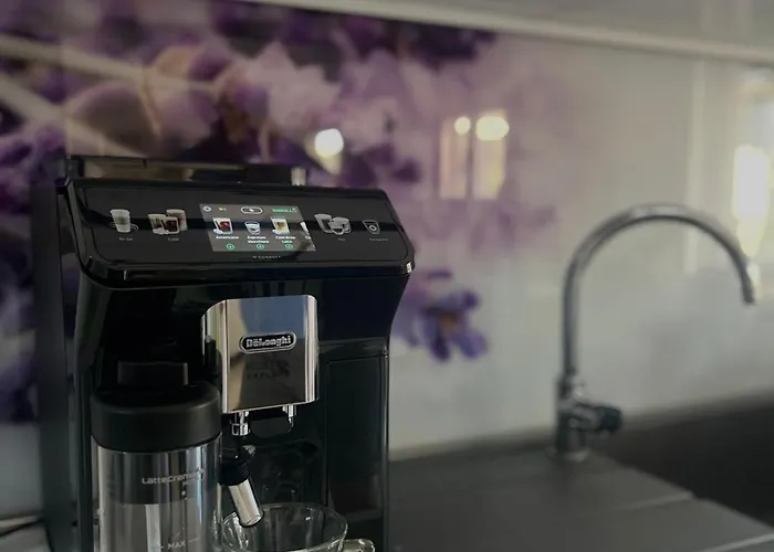 فيلة Marina تروغير