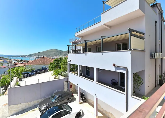 Marina וילה טרוגיר