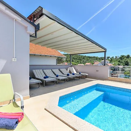 Marina * トロギール