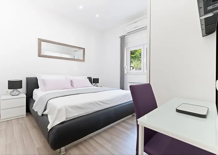 ヴィラ Marina トロギール